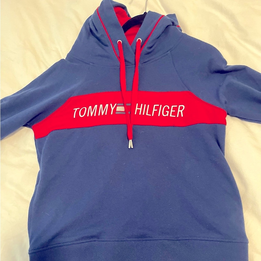 Tommy Hilfiger hoodie NWT
